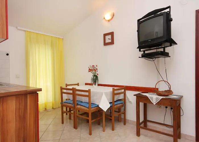 With A Swimming Pool Baska, Krk - 5354 דירה באסקה