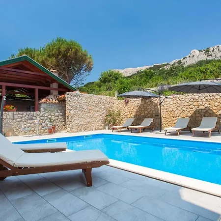 Apartman With A Swimming Pool Baska, Krk - 5354