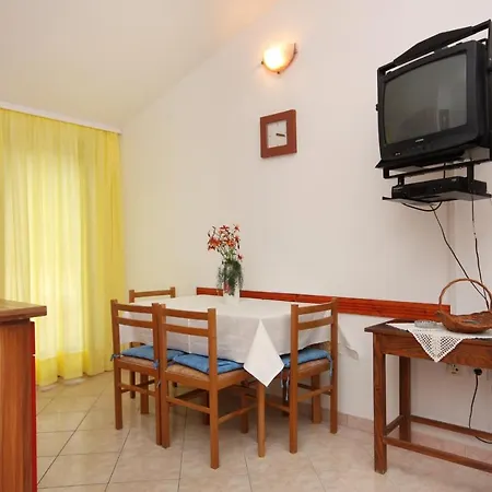 With A Swimming Pool Baska, Krk - 5354 Apartman Baška