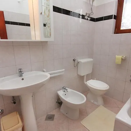 Apartment With A Swimming Pool Baska, Krk - 5354 Baska (Krk)