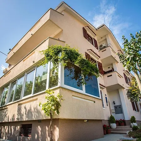 Apartman With A Swimming Pool Baska, Krk - 5354