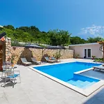 Lägenhet With A Swimming Pool Baska, Krk - 5354 Baška